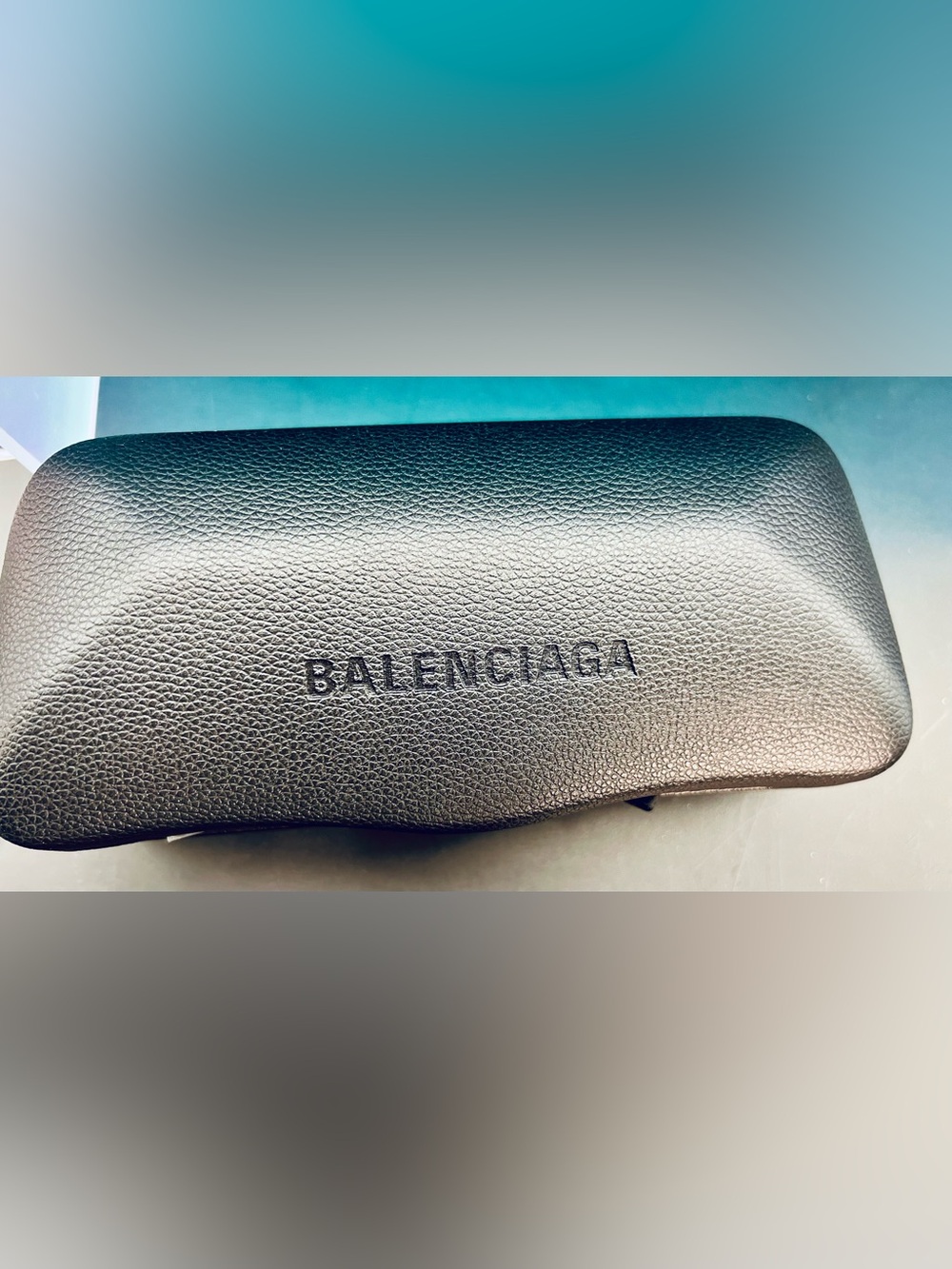 Balenciaga BB0259S glossy 🕶️black acetate oversized cat-eye sunglasses.Brand new - Picture 13 of 13
